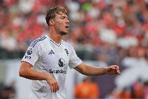 Bandao Sports-记者：霍伊伦还在与那不勒斯谈个人条款，体检暂定周日