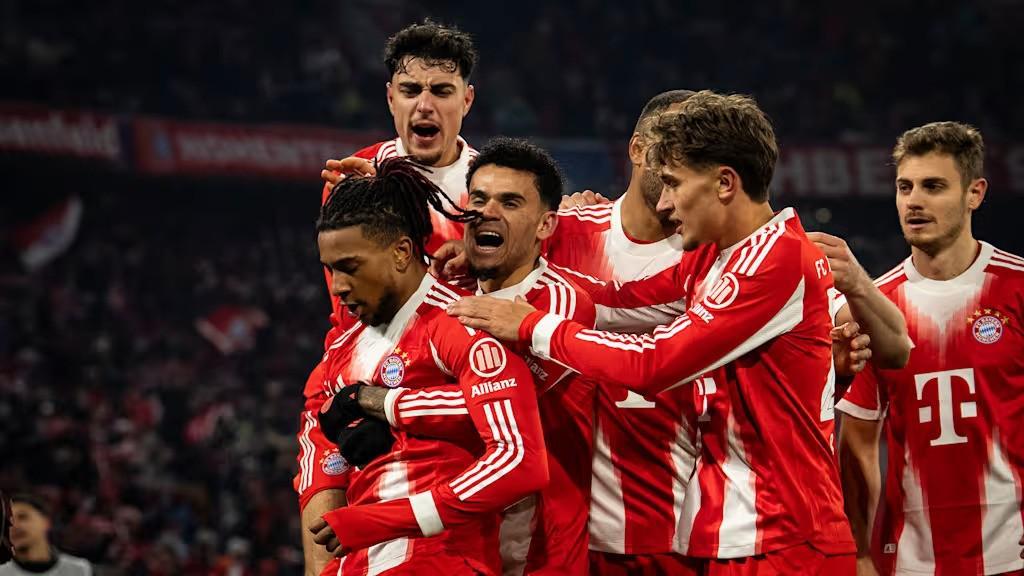 半岛体育中国官网-若本轮击败科隆，拜仁将创德甲历史上半程最佳战绩